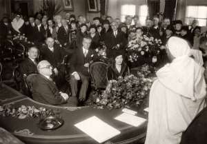 France, Aix-les-Bains, 7 December, 1929. The marriage between  Aga Khan III and Andrée Joséphine Carron, who came from Savoye . 